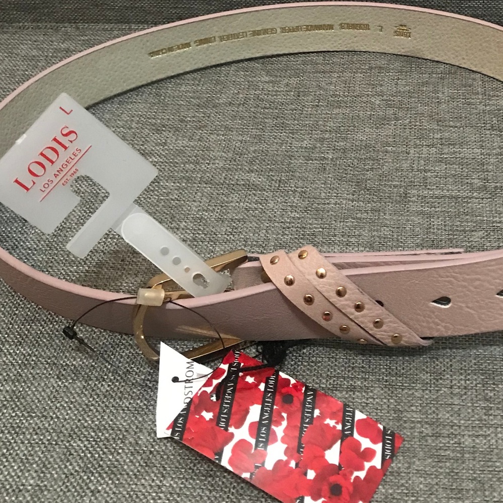 NWT Lodis Los Angeles Lavendar Belt Sz L